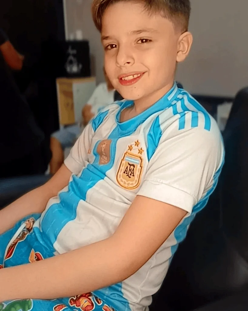 Corte infantil com acabamento moderno na Josef Barbearia
